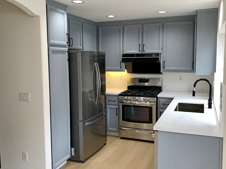 6048 Roma Ter — Photo 48