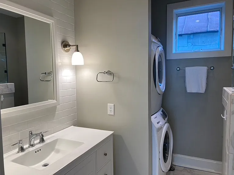 33 Pitt St #4 — Photo 14