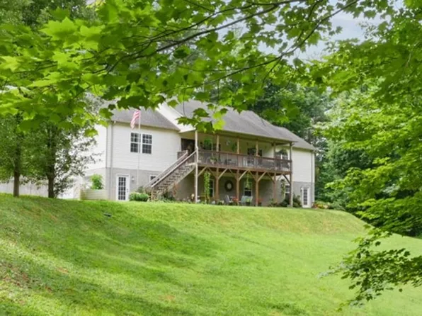 90 King Rd, Weaverville, NC 28787