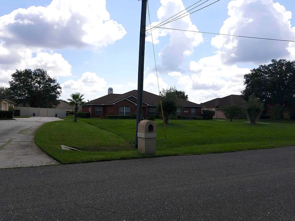 2nd image of 10997 Wingate Rd