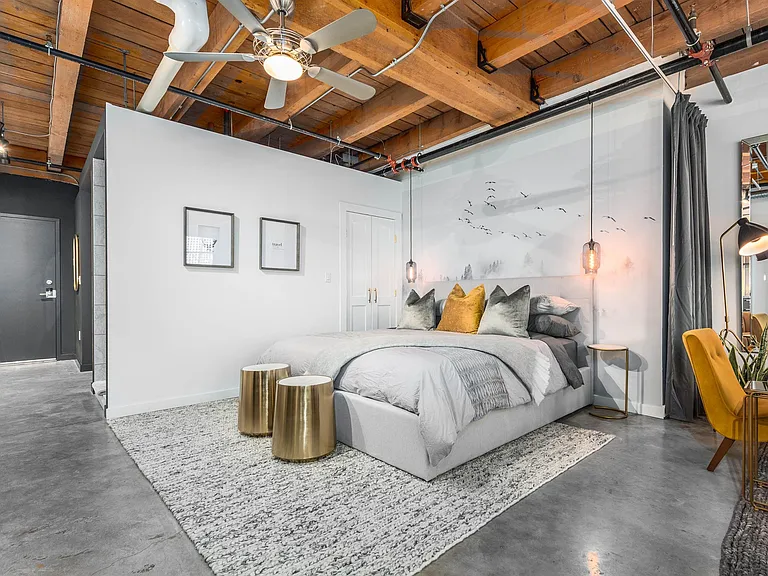 55 Cordova St E #209 — Photo 17