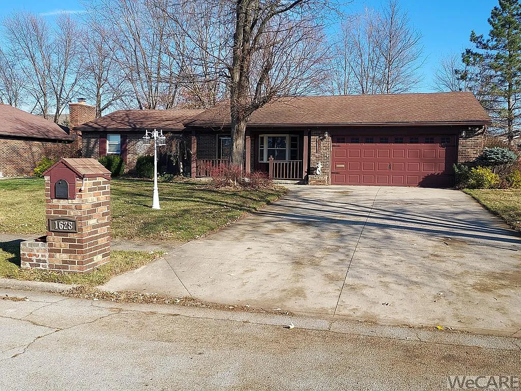 1628 Chandler Dr photo 1