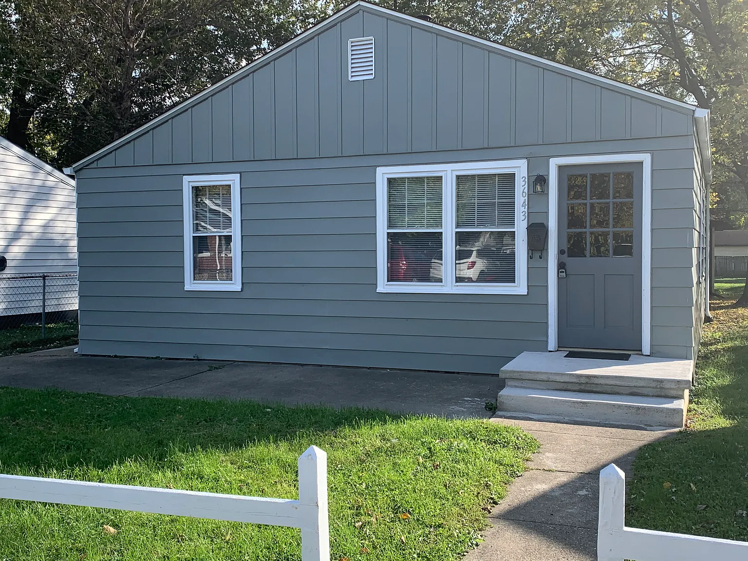 2 bed, 736 sqft, $1,250 — Photo 1