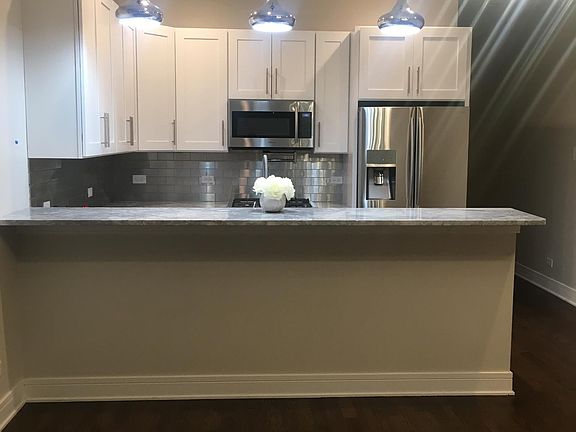 3rd image of 4345 S Langley Ave #1
