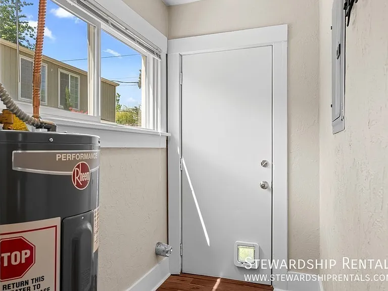2024 Emerald St #6 — Photo 14