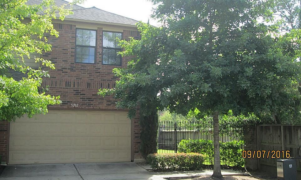 1st image of 5202 Brinkman Ct