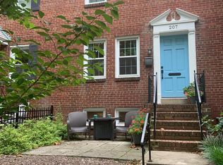 207 Commonwealth Ave, Alexandria, VA 22301