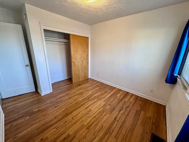 3528 E Farwell Rd — Photo 8