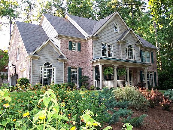 2nd image of 275 Dogwood Walk Ln