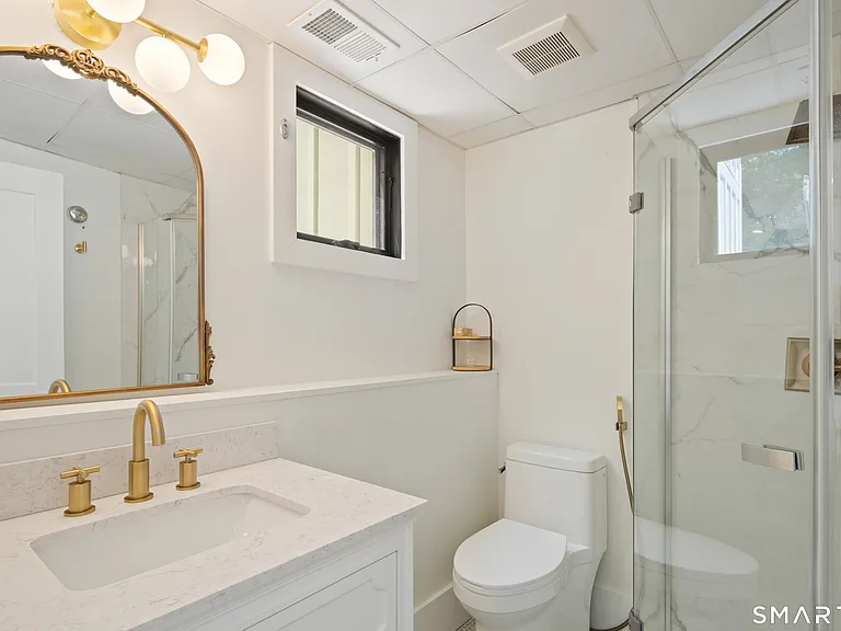 1 Crawford Ter — Photo 23