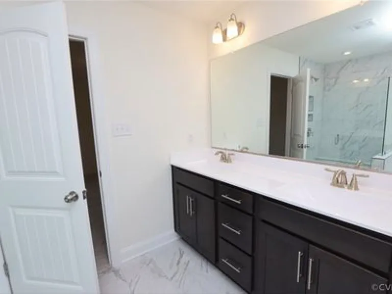 3502 Macallan — Photo 15