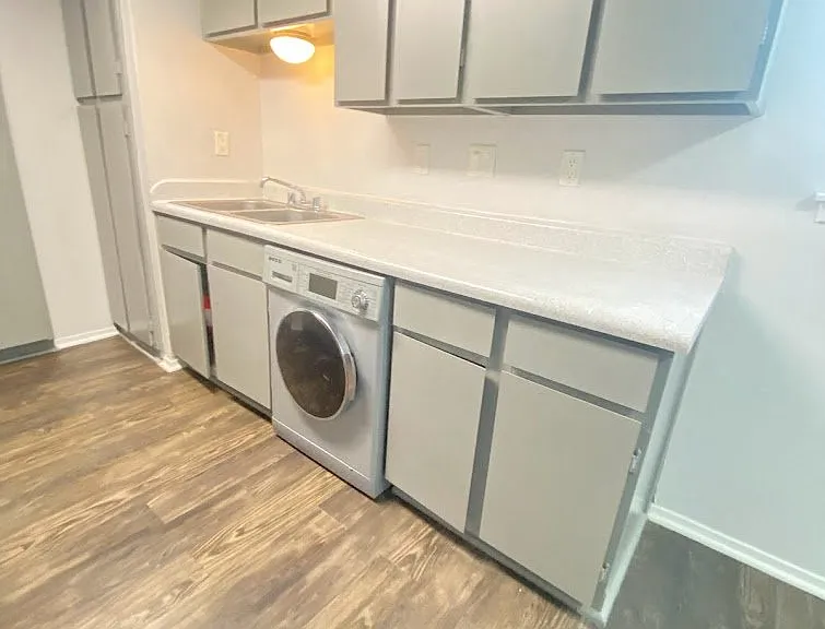 Juniper Springs Apartments — Photo 151