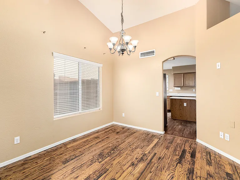 15221 N 87th Dr — Photo 11