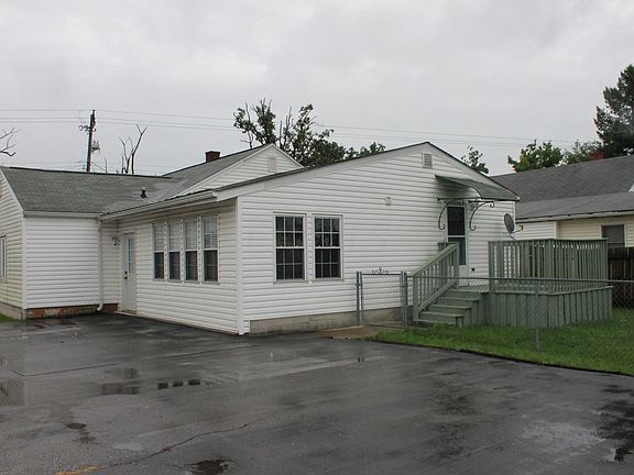5th image of 1227 S Prospect St