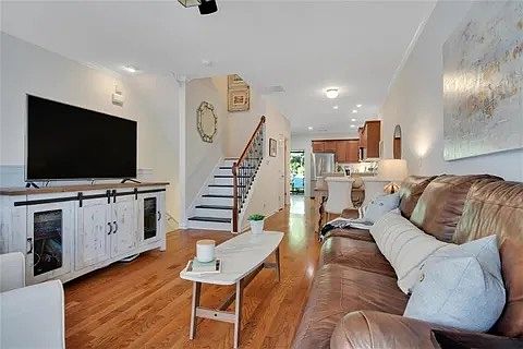 3rd image of 1557 Liberty Pkwy NW #A
