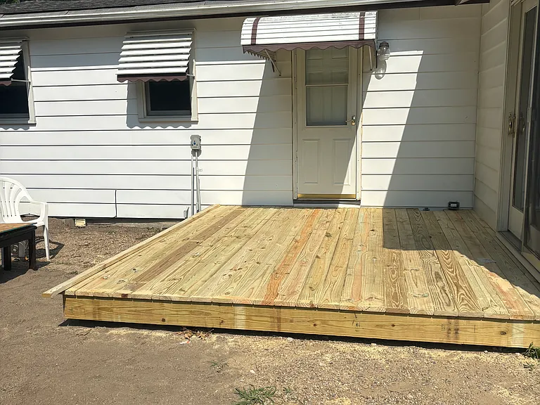 2730 Joseph St — Photo 7