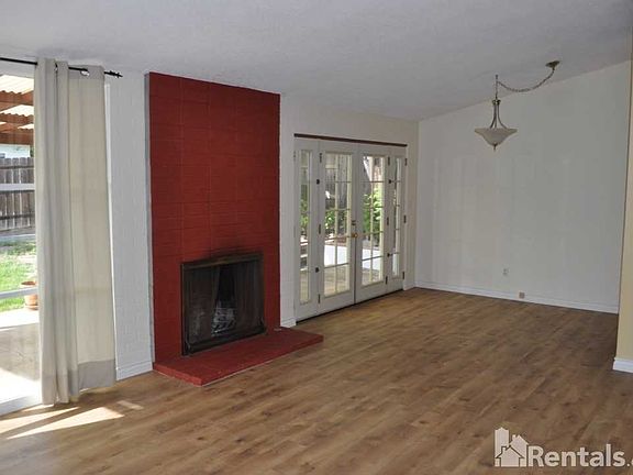 5th image of 8386 Hudson Dr