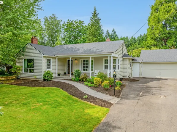 8345 SW Cashmur Ln, Portland, OR 97225
