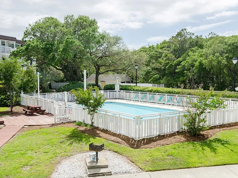 2302A Surfrider Cir — Photo 22