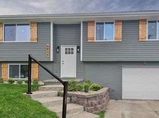 4917 N 96th St, Omaha, NE 68134