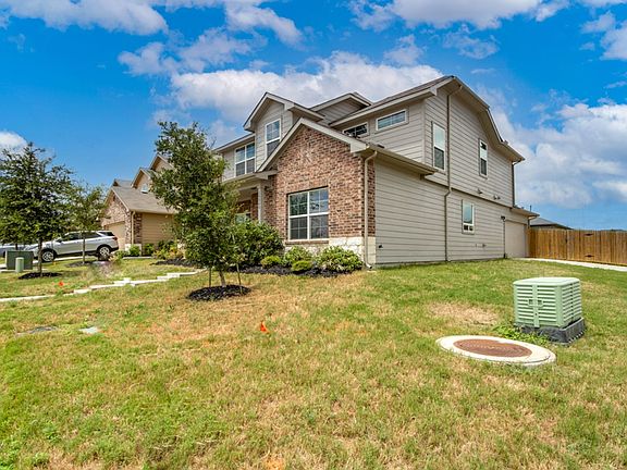 2nd image of 13940 Heidhorn Dr