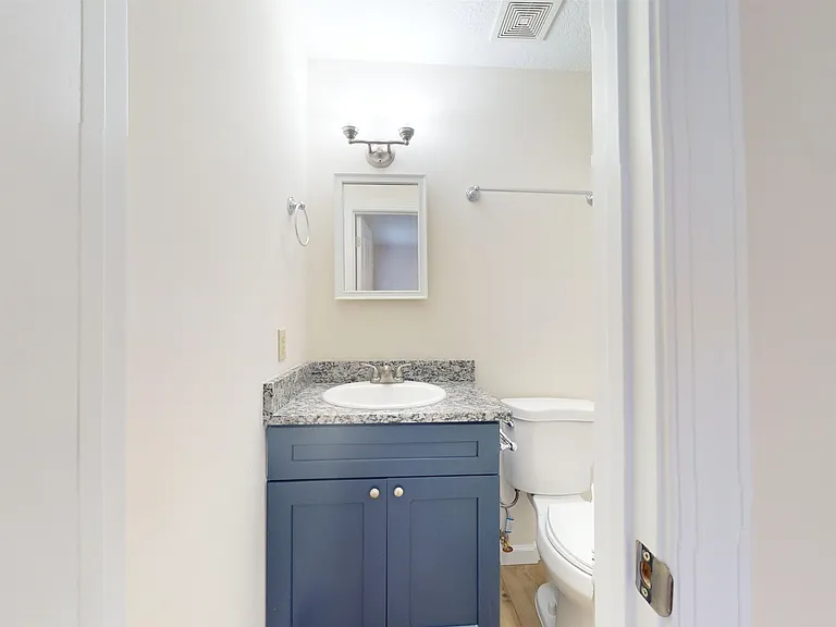 620 Segovia Rd — Photo 20