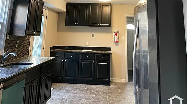 170 Nottingham Dr — Photo 5