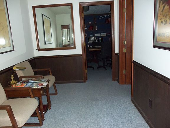 2nd image of 112 Ye Olde Kings Hwy