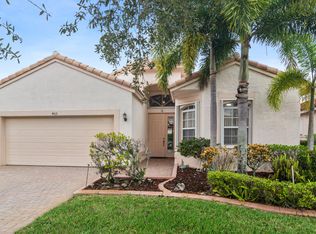 403 NW Springview Loop, Port Saint Lucie, FL 34986