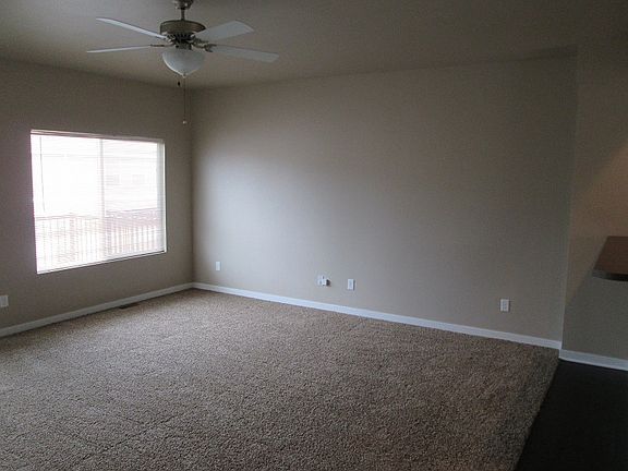 5th image of 4627 NE Milligan Ln