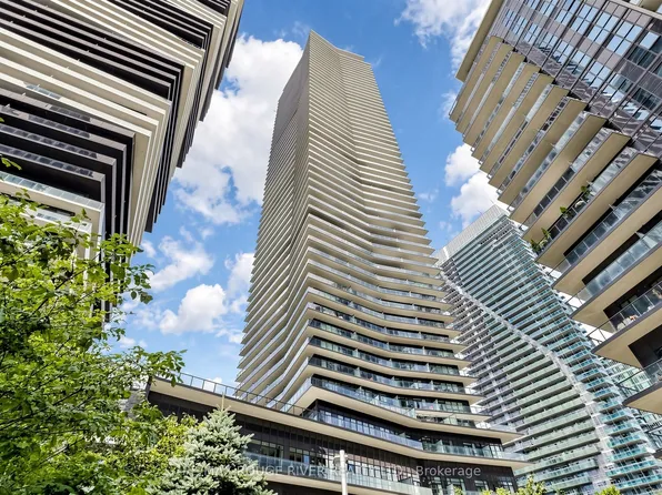 38 Annie Craig Dr, Toronto, ON