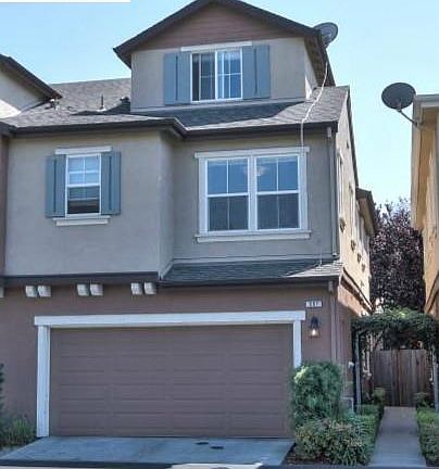 2nd image of 597 Heritage Cir