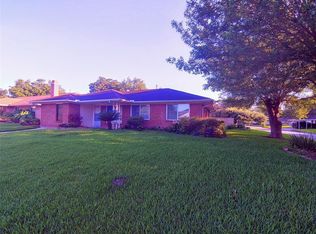3111 Tanglebriar Dr, Pasadena, TX 77503