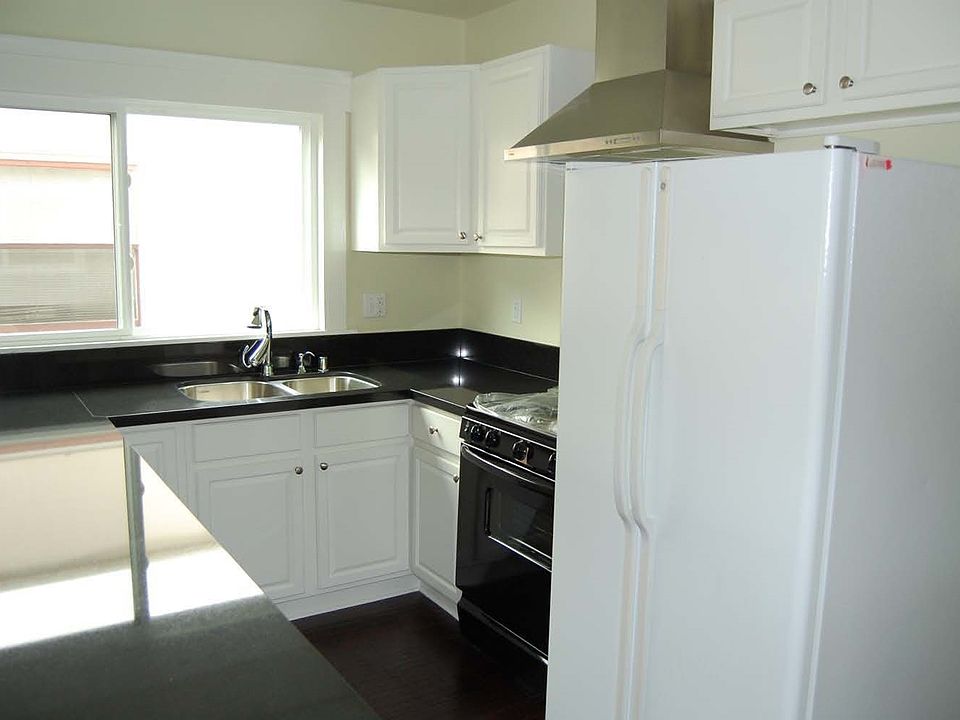 2nd image of 19 Bonito Ave