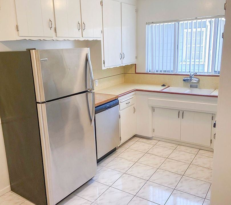1st image of 5347-5351 Vantage Ave #10251763