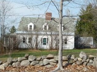 44 Warren Sands Rd, Wolfeboro, NH 03894