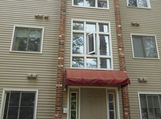44 Maria Ave APT B4, Southbridge, MA 01550