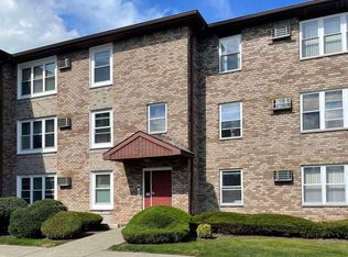 82 Riverview Ct #82, Secaucus, NJ 07094