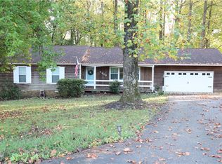 8420 Hunton Cir, North Chesterfield, VA 23235