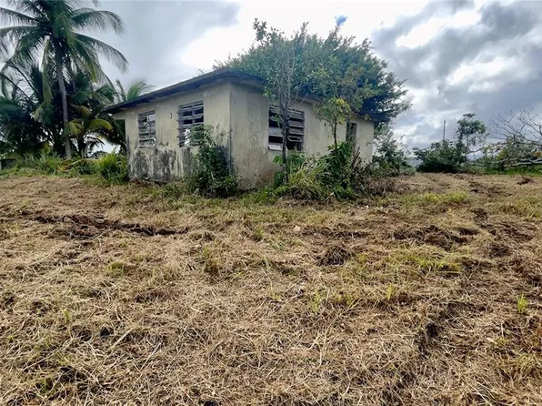 908 Saint Barrio Tejas, Yabucoa, PR 00767