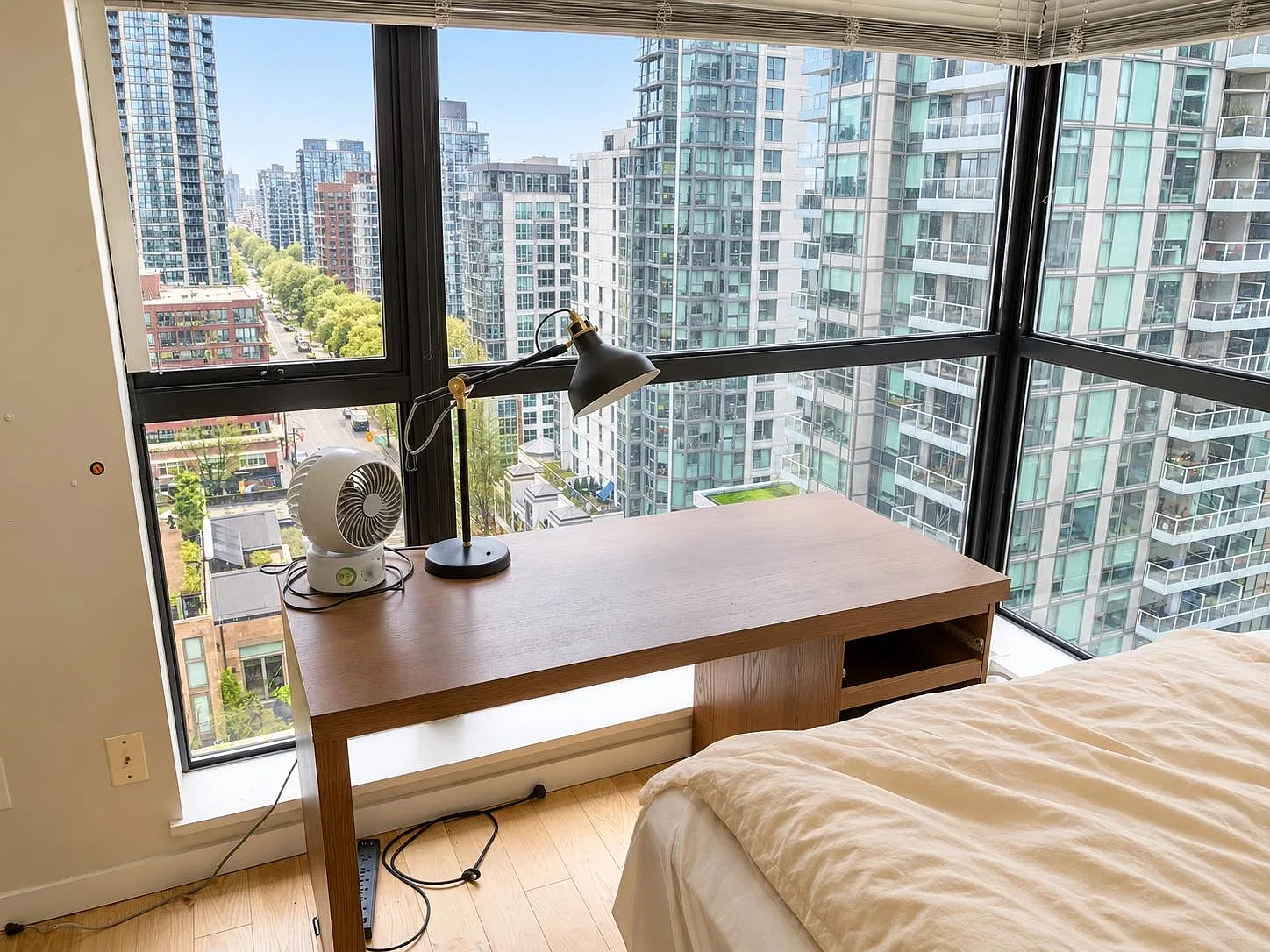 2 bed, 747 sqft, $1,850 — Photo 4