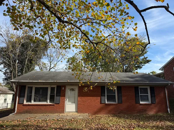 3832 Walhampton Dr, Lexington, KY 40517
