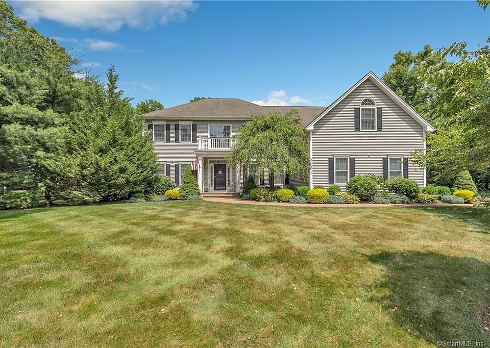 1 Lazy Brook Rd, Shelton, CT 06484 | Zillow