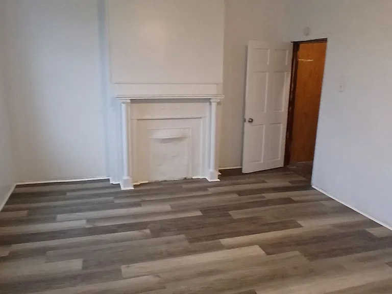 228 Wick St — Photo 3