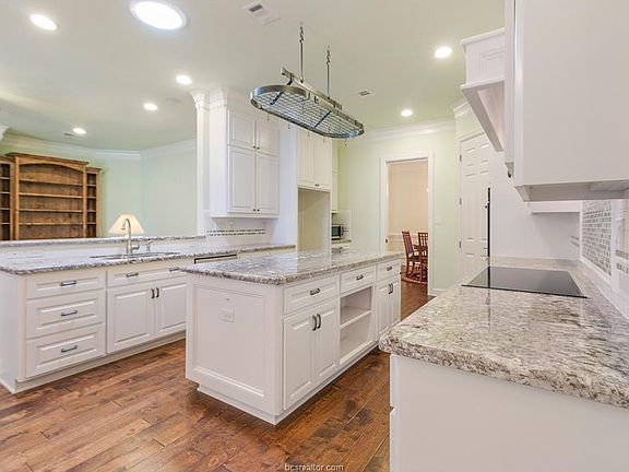 4th image of 5411 Crosswater Dr