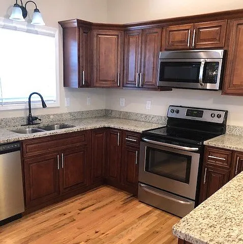 2613 Park West Dr — Photo 3
