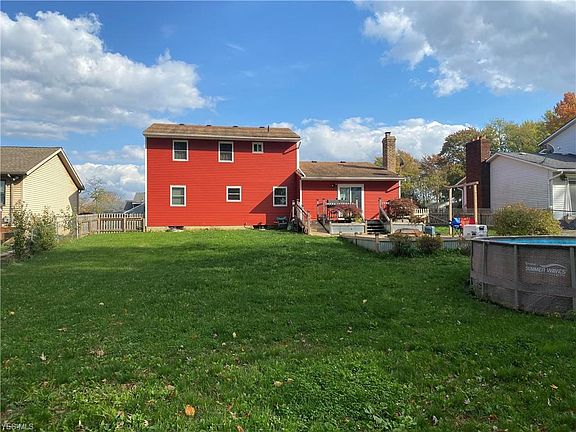 3rd image of 361 Loyola Dr