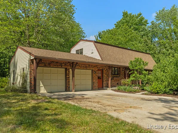 10201 Fillmore St, Zeeland, MI 49464