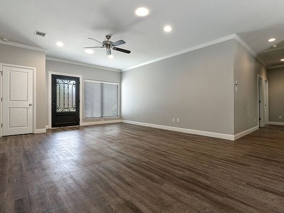 3rd image of 2840 Forest Park Blvd