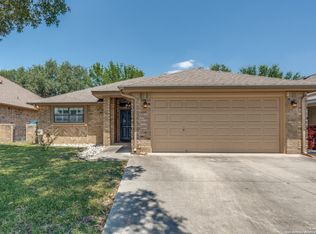 1506 Eastridge Pkwy, Seguin, TX 78155